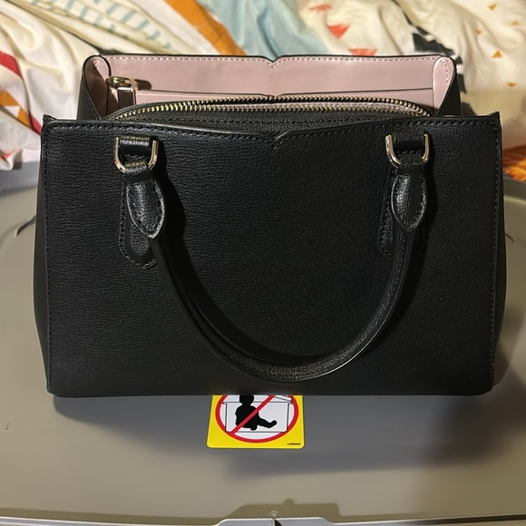 Kate Spade Purse - Picture 3 of 5